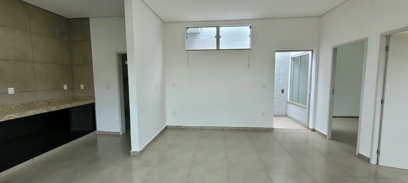 Foto 3 de Apartamento para Alugar em São Francisco (Colônia do Marçal), São João del Rei