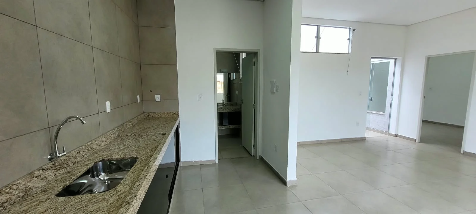 Foto 5 de Apartamento para Alugar em São Francisco (Colônia do Marçal), São João del Rei