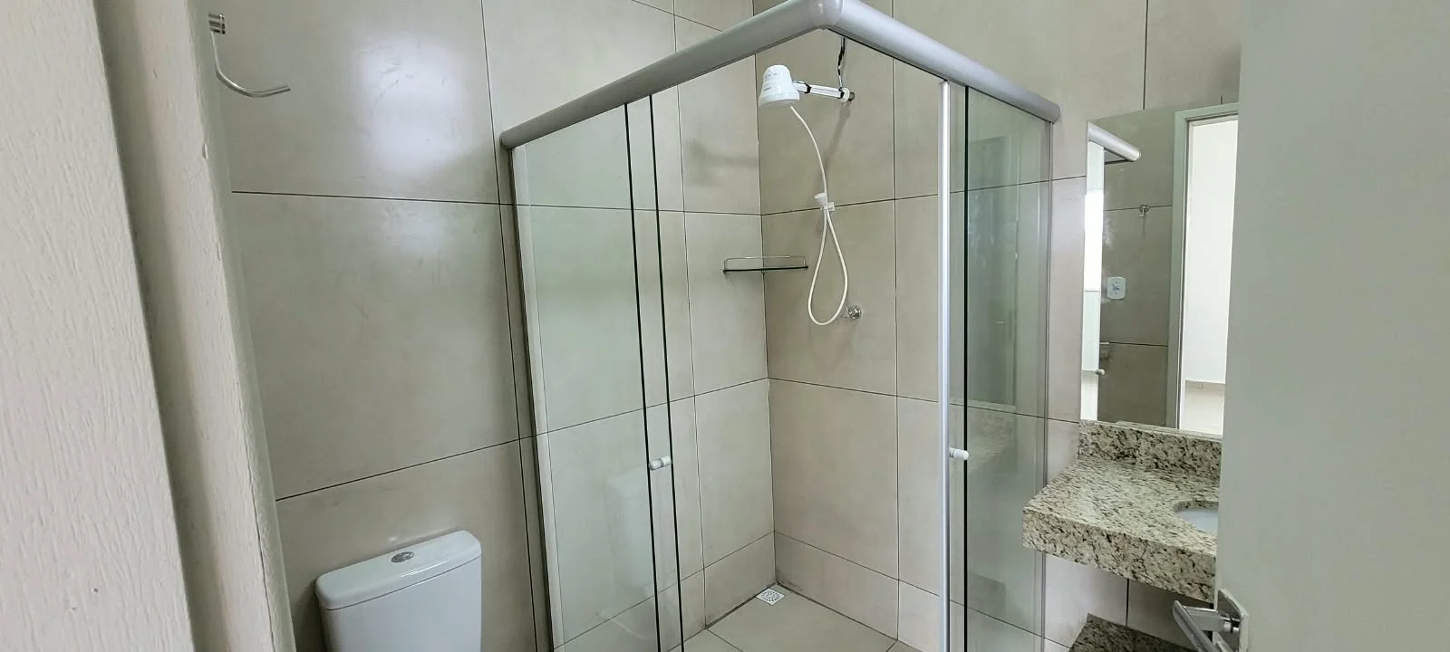 Foto 6 de Apartamento para Alugar em São Francisco (Colônia do Marçal), São João del Rei
